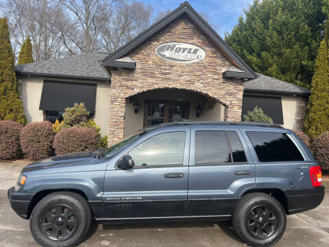 2001 Jeep Grand Cherokee for sale at Hoyle Auto Sales in Taylorsville NC