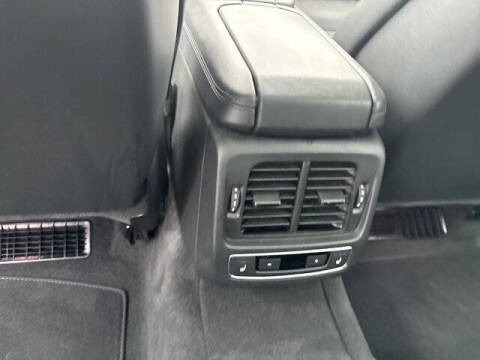 2023 Audi e-tron GT quattro Premium Plus