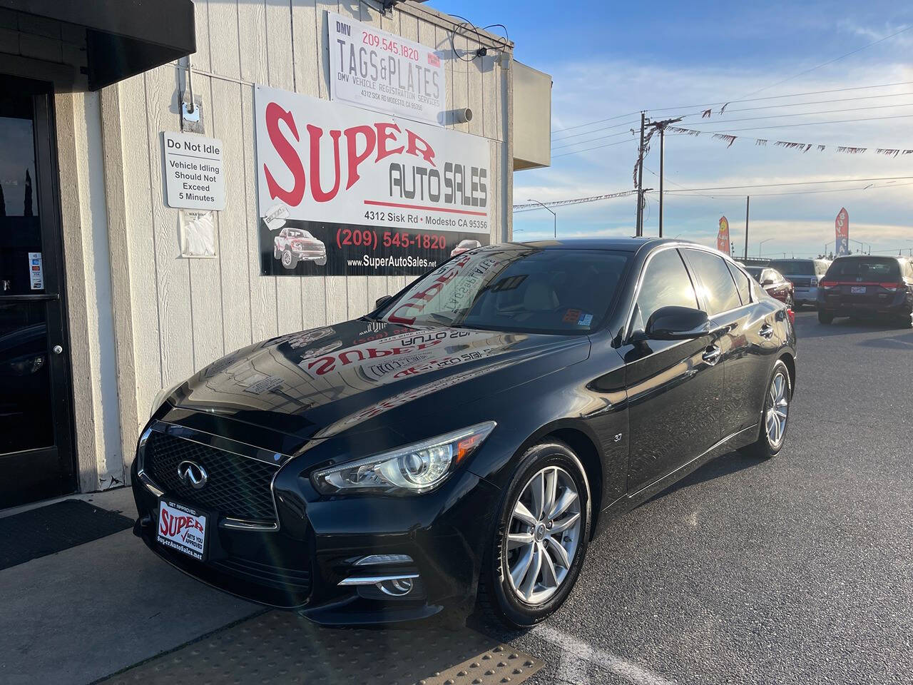 2015 INFINITI Q50 for sale at Super Auto Sales Modesto in Modesto, CA