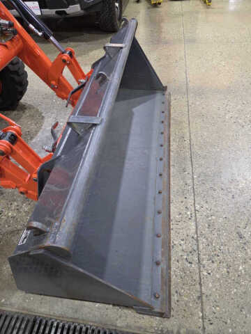 2021 Kubota M62  Tractor  Loader  Backhoe