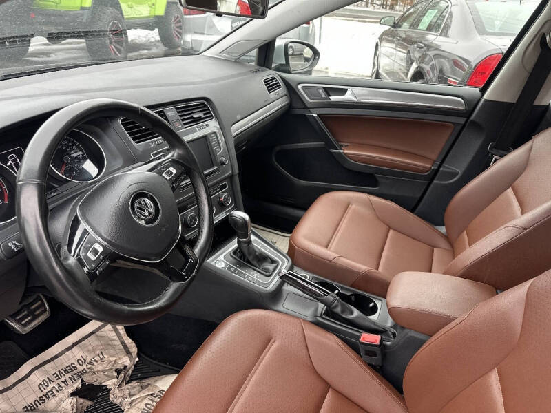 2017 Volkswagen Golf Alltrack TSI SE 4Motion