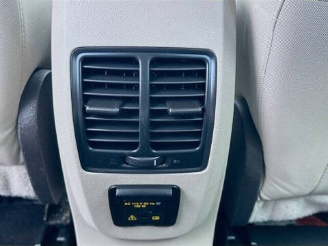 2017 Ford C-MAX Hybrid SE