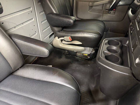 2016 Chevrolet Express 2500
