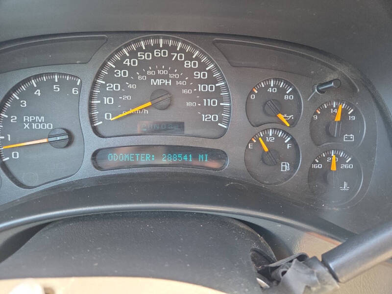 2005 GMC Yukon SLE