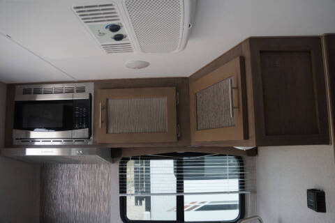 2025 Adventurer 86FB