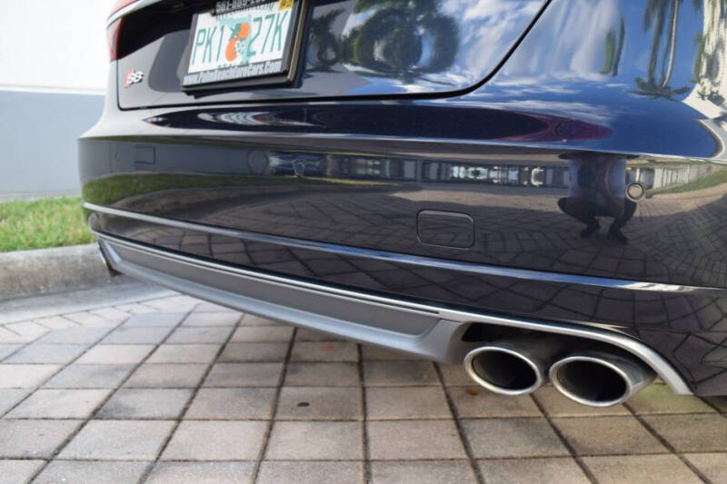 2015 Audi S8 4.0T quattro