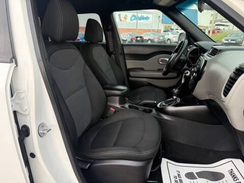 2017 Kia Soul +