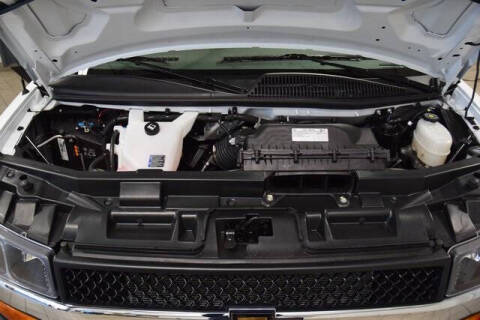 2025 Chevrolet Express 2500