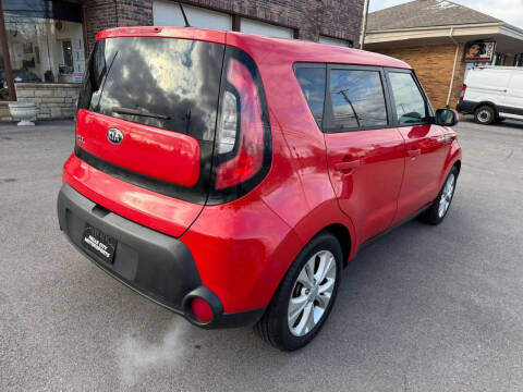 2015 Kia Soul +