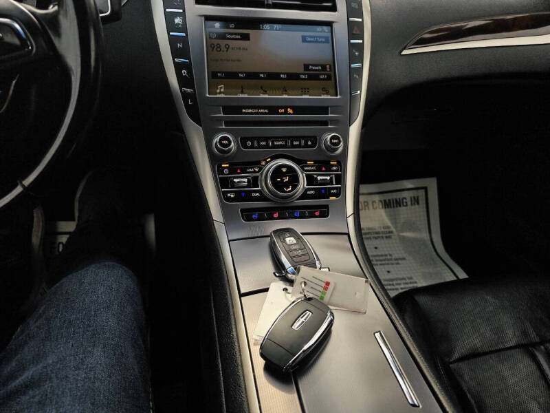 2017 Lincoln MKZ Hybrid Reserve