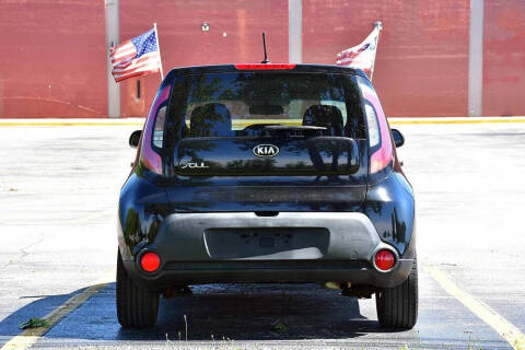 2015 Kia Soul +