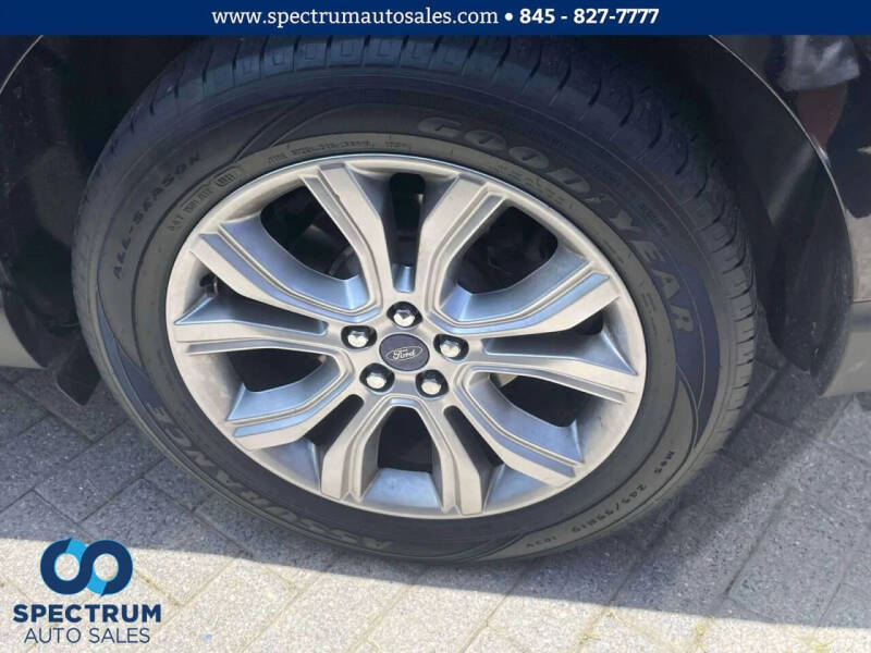 2019 Ford Edge Titanium