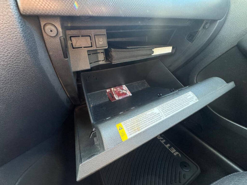 2016 Volkswagen Jetta