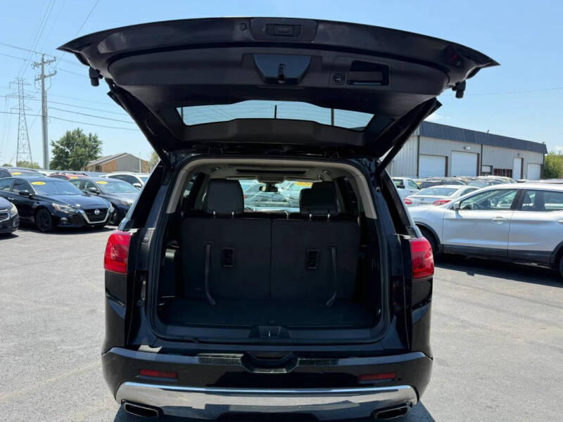 2017 GMC Acadia Denali