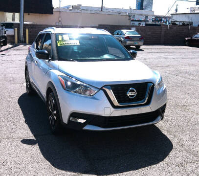 2018 Nissan Kicks for sale at DESERT AUTO TRADER in Las Vegas NV