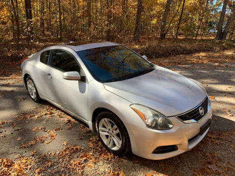 2012 Nissan Altima for sale at Garber Motors in Midlothian VA