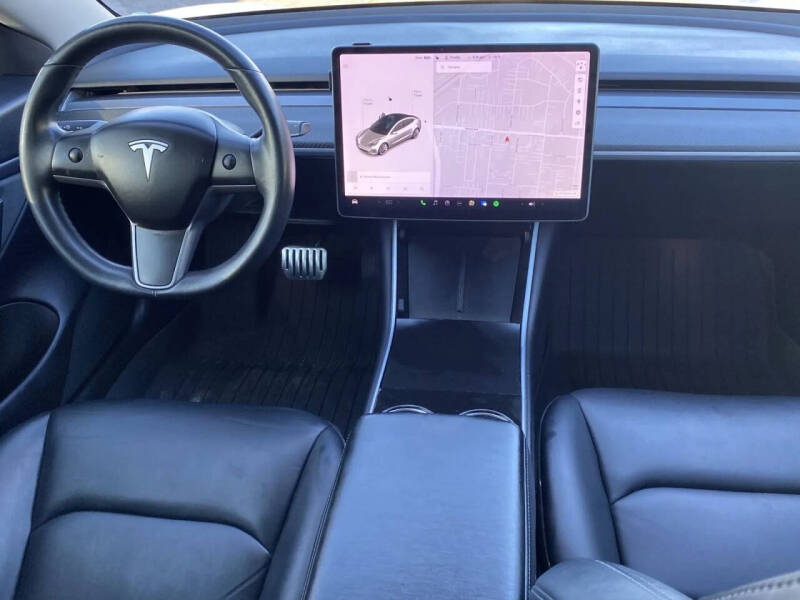 2019 Tesla Model 3 Standard Range Plus