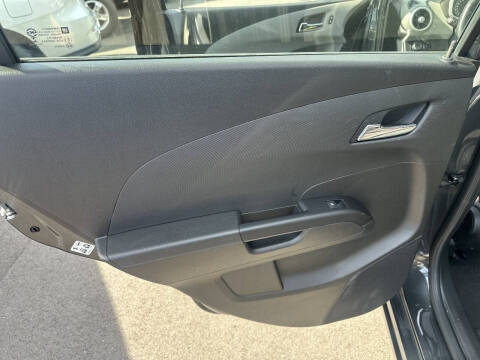 2019 Chevrolet Sonic LT Auto