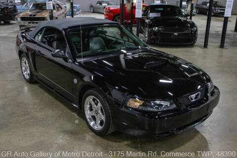 2004 Ford Mustang GT Deluxe