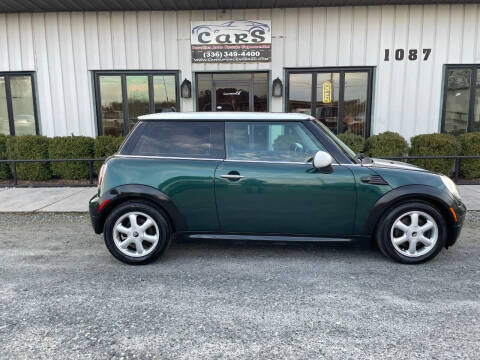 2009 MINI Cooper for sale at Carolina Auto Resale Supercenter in Reidsville NC