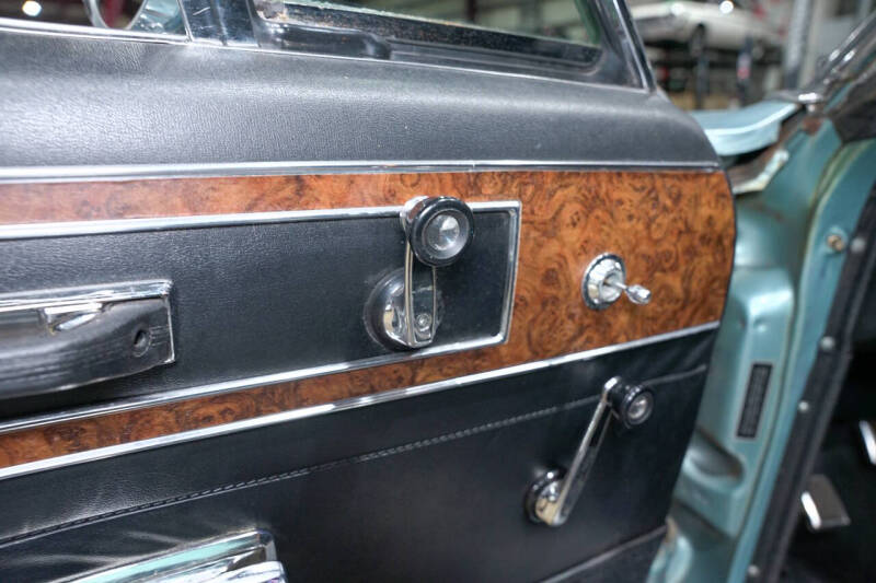 1968 Chrysler New Yorker