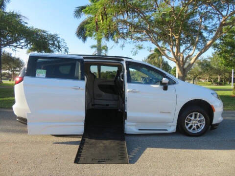 2021 Chrysler Voyager LXi