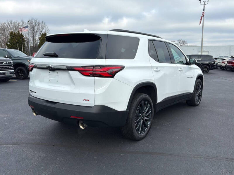 2023 Chevrolet Traverse RS