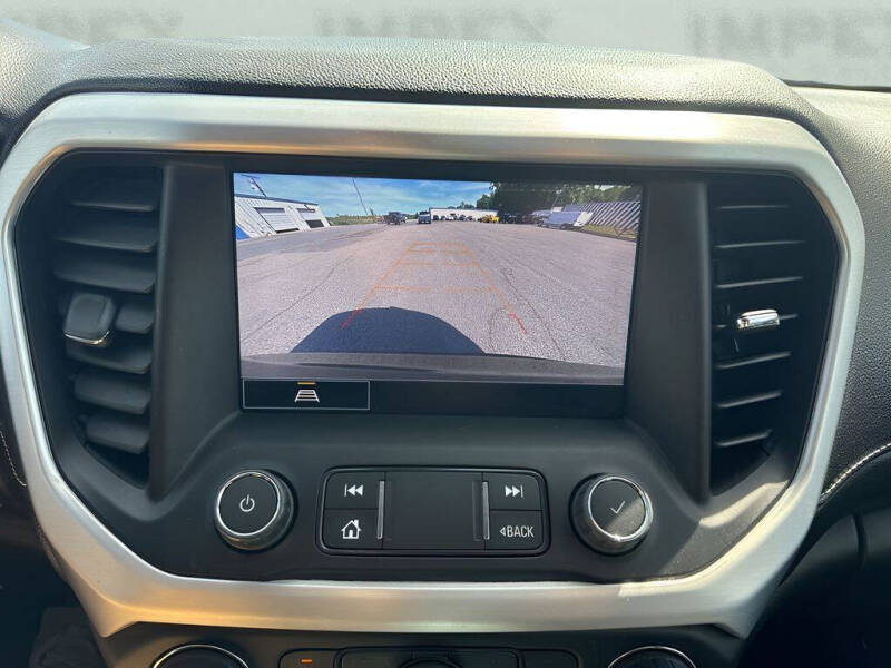 2023 GMC Acadia SLE