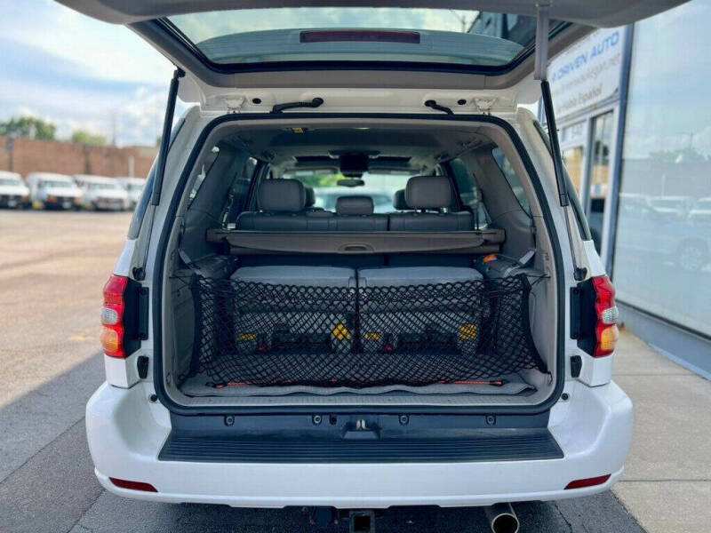 2003 Toyota Sequoia Limited