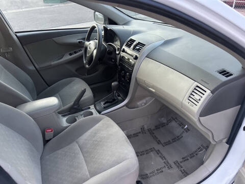 2009 Toyota Corolla LE