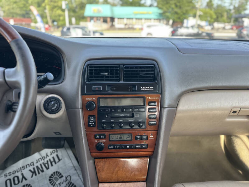 2000 Lexus ES 300