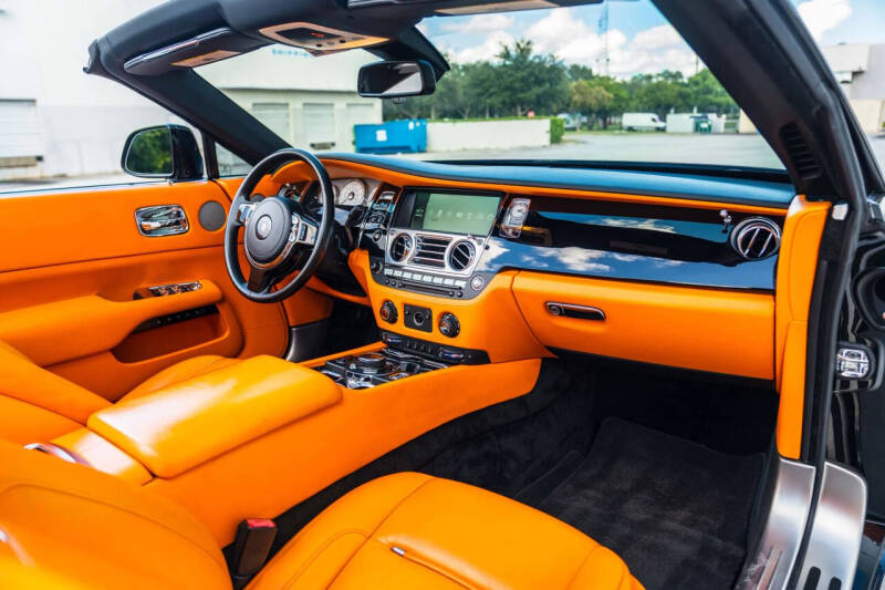 2017 Rolls-Royce Dawn