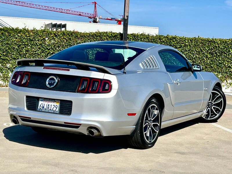 2013 Ford Mustang GT Premium