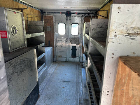 2014 Freightliner MT45 Chassis