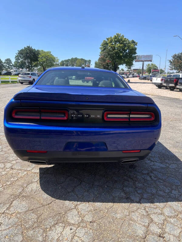 2020 Dodge Challenger SXT