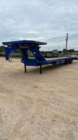 2023 Diamond C GH30-40HD for sale at The Trailer Lot in Hallettsville TX