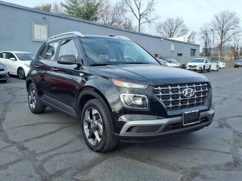 2023 Hyundai Venue SEL