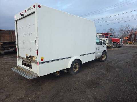 2018 Ford E-Series E-350 SD