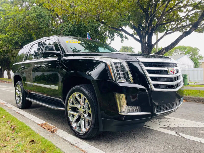 2017 Cadillac Escalade Luxury