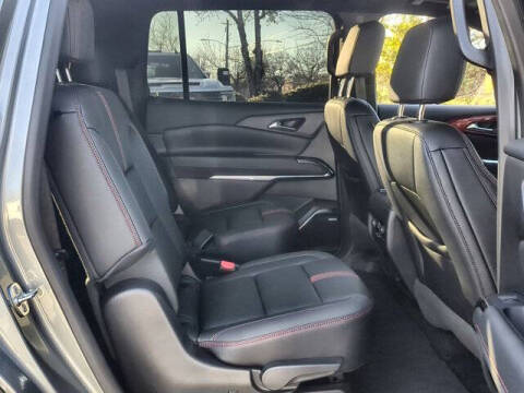 2025 Chevrolet Traverse RS