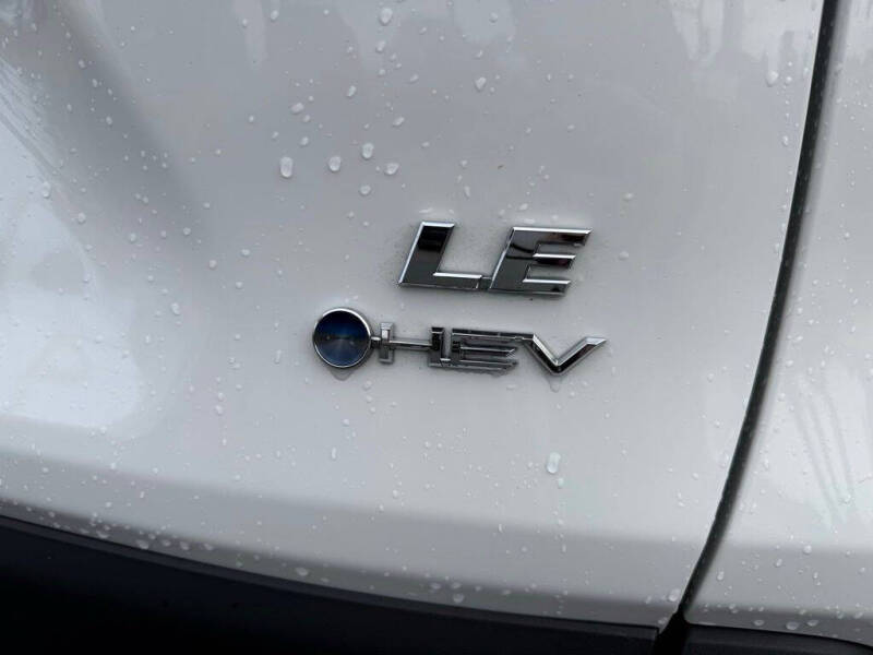 2025 Toyota RAV4 Hybrid LE