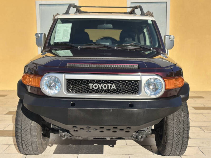 2007 Toyota FJ Cruiser Base's photo