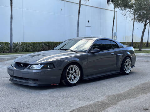 2004 Ford Mustang
