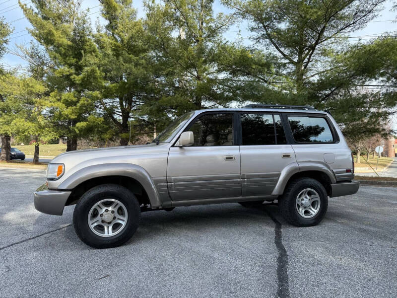 1997 Lexus LX 450 photo 2