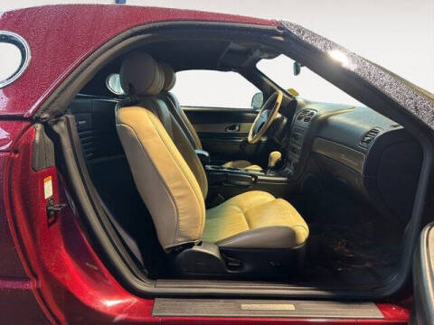 2004 Ford Thunderbird Deluxe