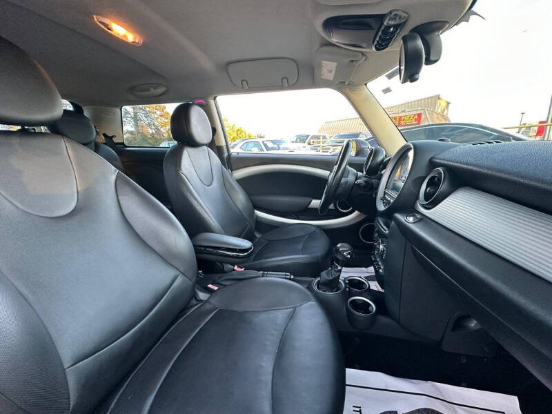 2013 MINI Hardtop Cooper
