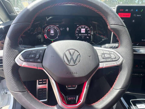 2026 Volkswagen Golf GTI SE