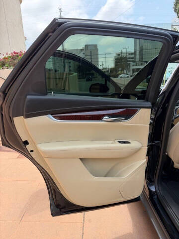 2017 Cadillac XT5 Premium Luxury