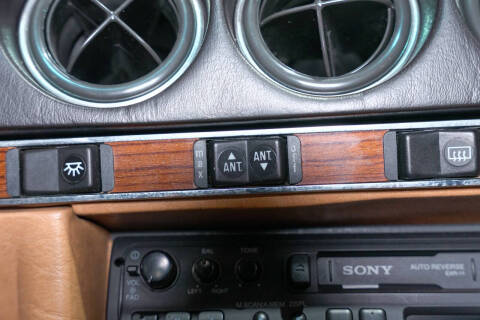 1982 Mercedes-Benz 380-Class 380 SL