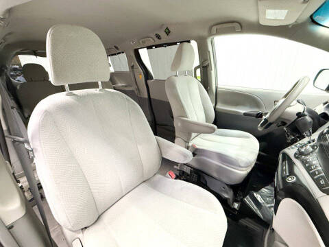 2014 Toyota Sienna